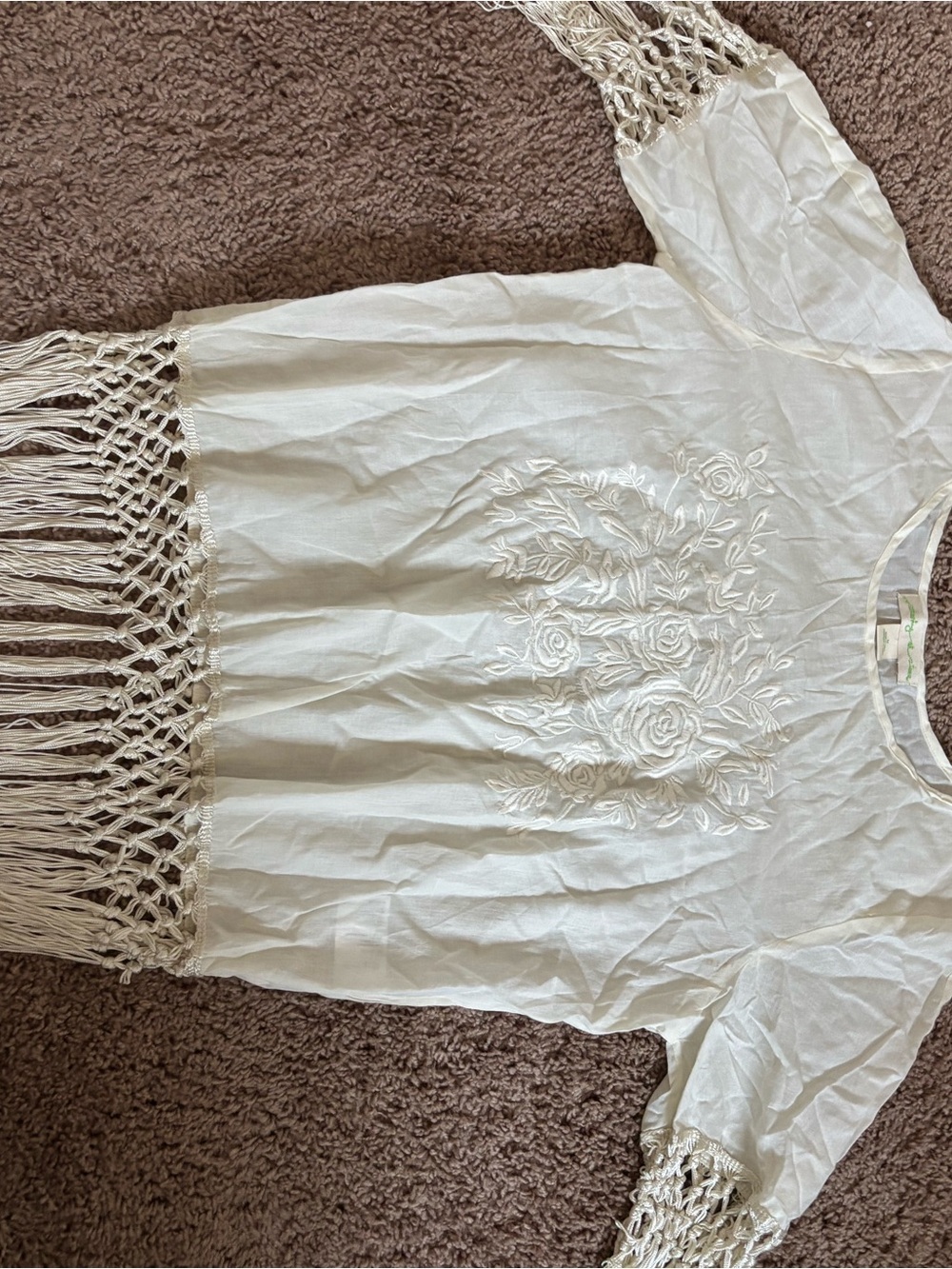Source Unknown Cream Embroidered Fringe Women’s Top